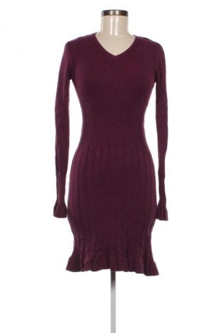 Kleid, Größe S, Farbe Lila, Preis € 6,99