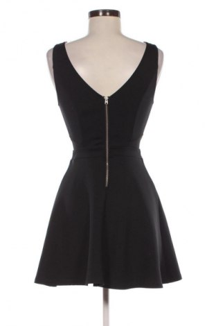 Rochie Abercrombie & Fitch, Mărime S, Culoare Negru, Preț 146,99 Lei