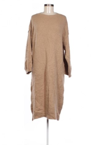 Kleid Gg, Größe M, Farbe Beige, Preis 18,99 €