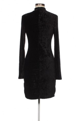 Rochie H&M, Mărime M, Culoare Negru, Preț 95,99 Lei