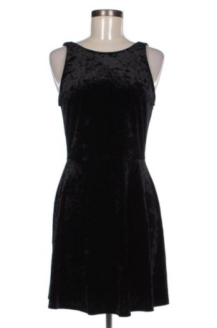 Kleid H&M Divided, Größe M, Farbe Schwarz, Preis 12,49 €