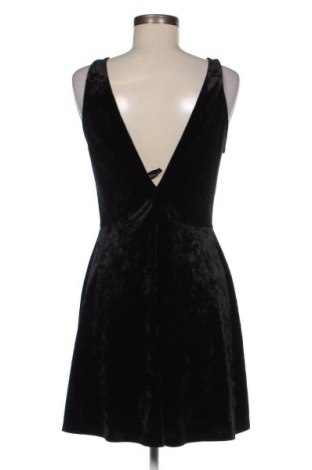 Kleid H&M Divided, Größe M, Farbe Schwarz, Preis 12,49 €