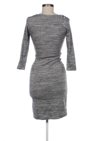 Kleid H&M L.O.G.G., Größe S, Farbe Grau, Preis 7,49 €