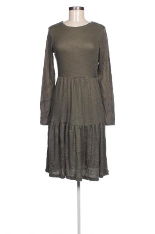 Kleid Janina, Größe M, Farbe Grün, Preis 7,99 €