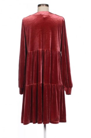 Kleid Kaffe, Größe M, Farbe Rot, Preis € 17,49