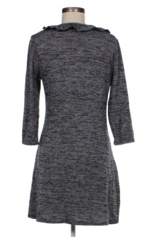 Kleid Kavi, Größe M, Farbe Grau, Preis 5,99 €