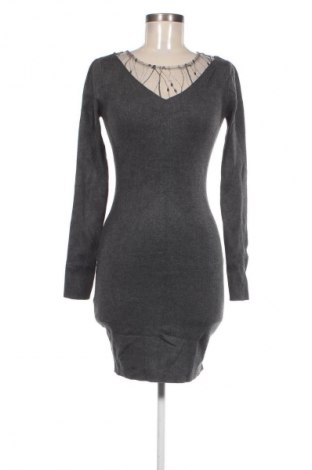 Kleid Mc Lorene, Größe M, Farbe Grau, Preis 6,99 €