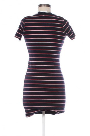 Kleid Pull&Bear, Größe XS, Farbe Mehrfarbig, Preis € 12,49