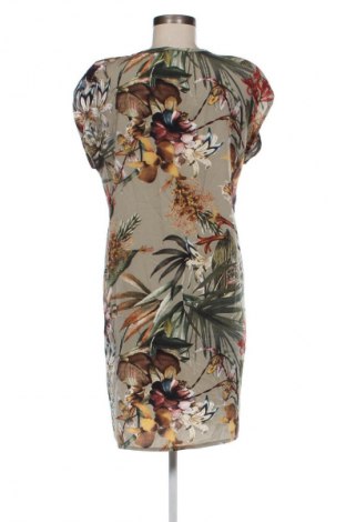 Rochie Quinze Heures Trente, Culoare Multicolor, Preț 18,99 Lei