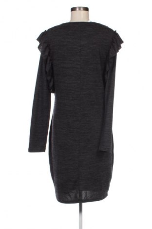 Kleid Reserved, Größe XL, Farbe Schwarz, Preis 20,49 €