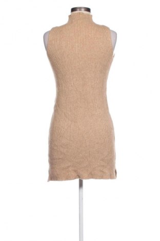 Rochie Stradivarius, Mărime S, Culoare Bej, Preț 33,99 Lei