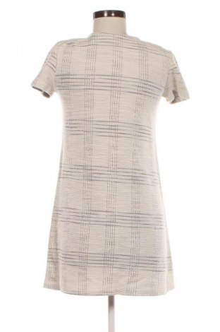 Kleid Stradivarius, Größe S, Farbe Ecru, Preis 8,49 €