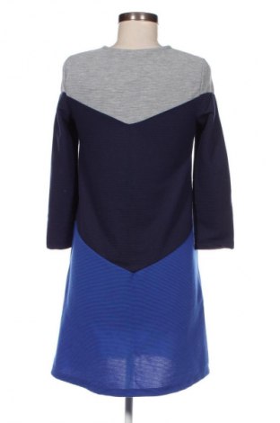 Kleid Stradivarius, Größe S, Farbe Mehrfarbig, Preis 8,99 €