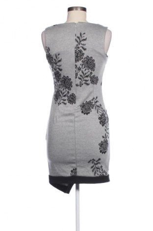 Rochie Styled In Italy, Mărime M, Culoare Gri, Preț 67,99 Lei