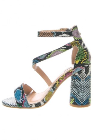 Sandale Vices, Mărime 38, Culoare Multicolor, Preț 78,99 Lei