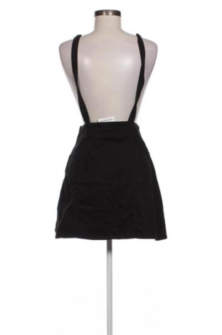 Sarafan Pretty Little Thing, Mărime M, Culoare Negru, Preț 36,99 Lei