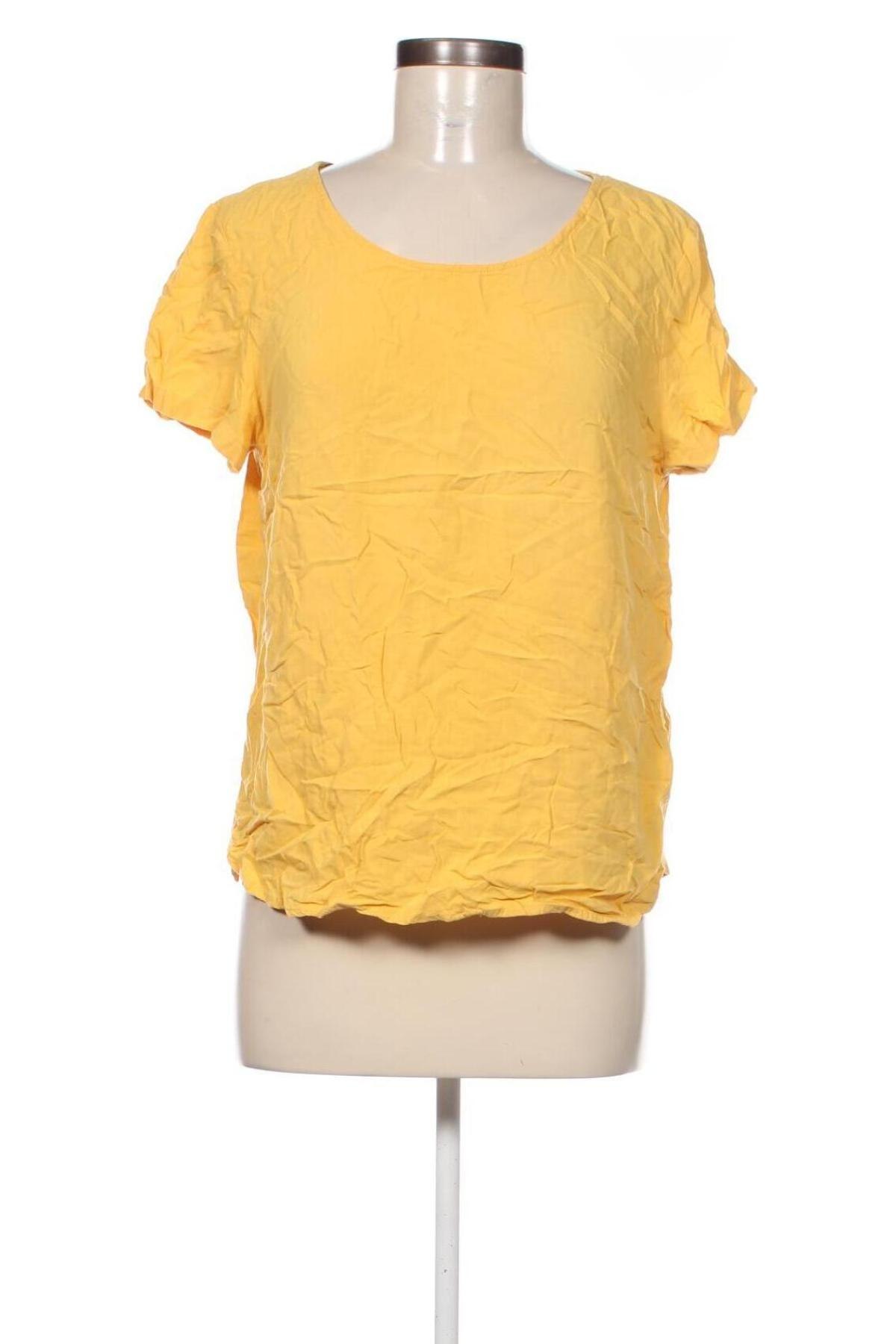 Damen Shirt Pigalle by ONLY, Größe M, Farbe Gelb, Preis € 5,99