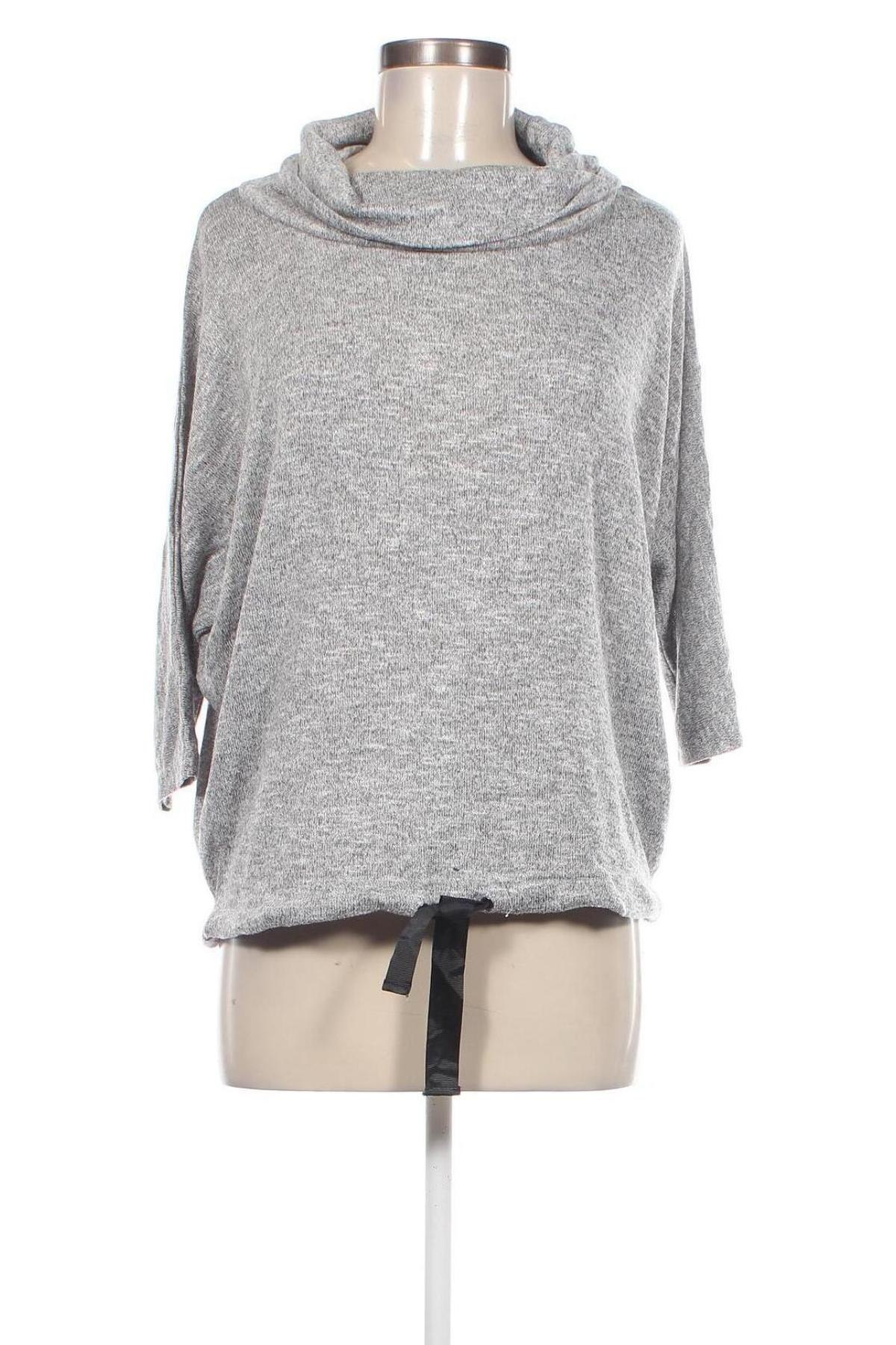 Damen Shirt Reserved, Größe XS, Farbe Grau, Preis € 3,99