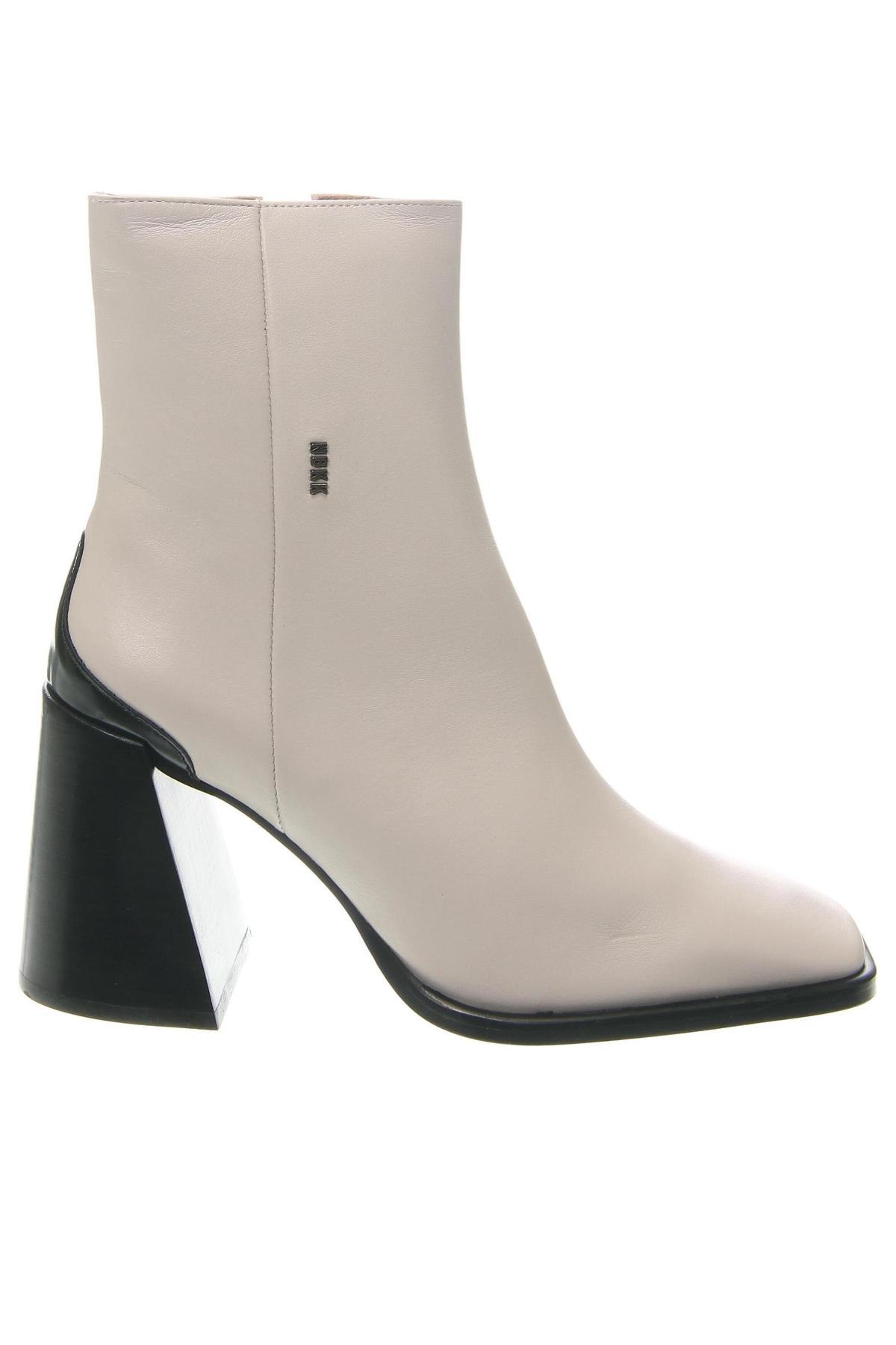 Damen Stiefeletten Nubikk, Größe 38, Farbe Ecru, Preis 150,49 €