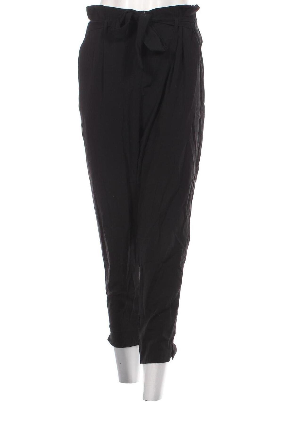 Pantaloni de femei Saint Tropez, Mărime M, Culoare Negru, Preț 114,99 Lei