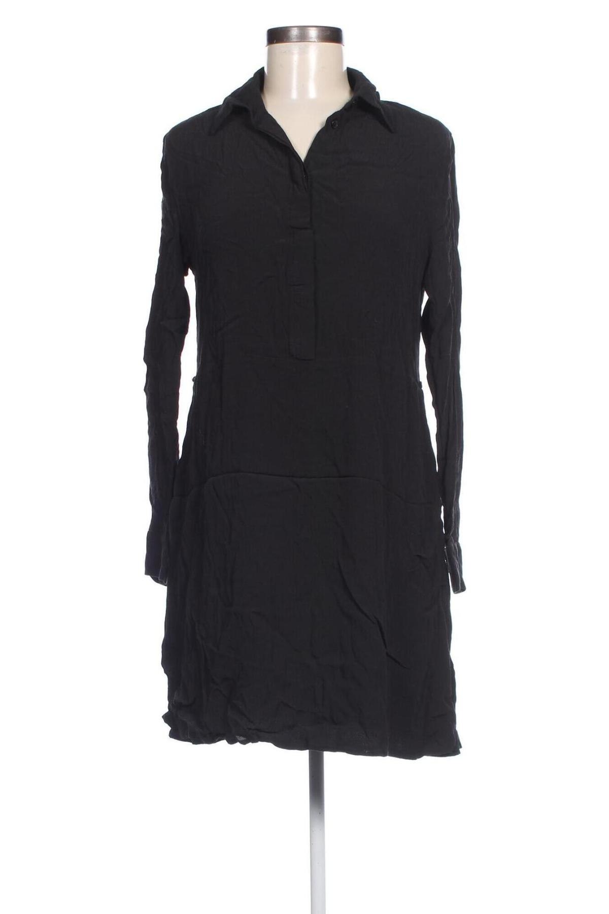 Rochie Calvin Klein, Mărime S, Culoare Negru, Preț 73,99 Lei