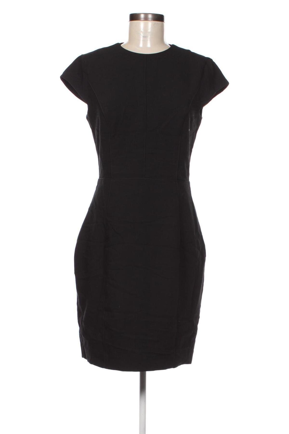 Rochie H&M, Mărime M, Culoare Negru, Preț 33,99 Lei