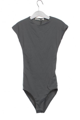Γυναικεία μπλούζα-Κορμάκι Pull&Bear, Μέγεθος XS, Χρώμα Γκρί, Τιμή 19,99 €
