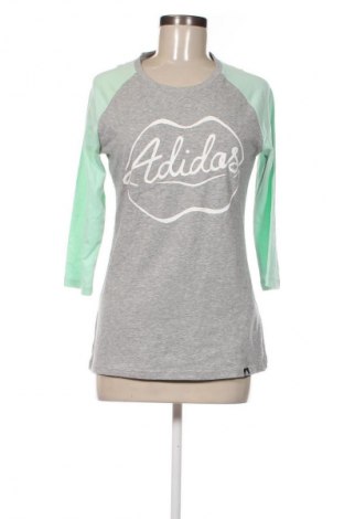 Bluzka damska Adidas, Rozmiar M, Kolor Kolorowy, Cena 123,99 zł