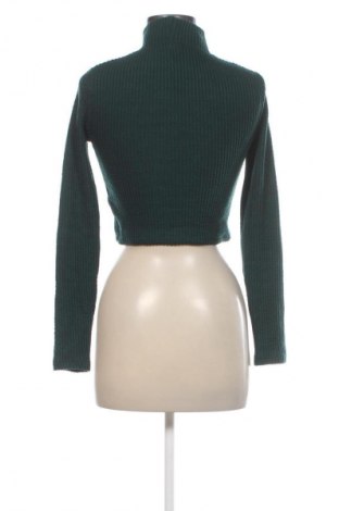 Damen Shirt Bershka, Größe S, Farbe Grün, Preis 12,99 €