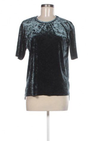 Damen Shirt Bershka, Größe M, Farbe Grün, Preis 7,99 €