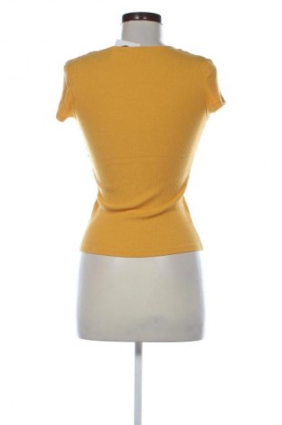 Dámská halenka Bershka, Velikost L, Barva Žlutá, Cena  199,00 Kč