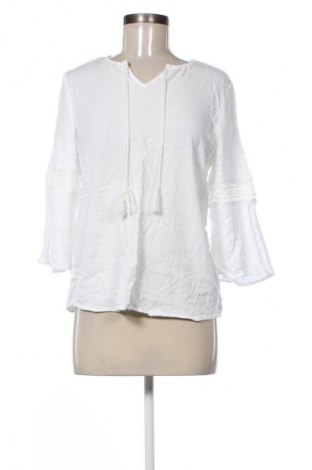 Damen Shirt Defacto, Größe XL, Farbe Weiß, Preis 9,72 €