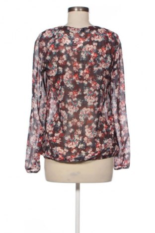 Γυναικεία μπλούζα Esprit, Μέγεθος S, Χρώμα Πολύχρωμο, Τιμή 6,99 €
