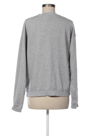 Дамска блуза H&M Divided, Размер L, Цвят Сив, Цена 39,14 лв.