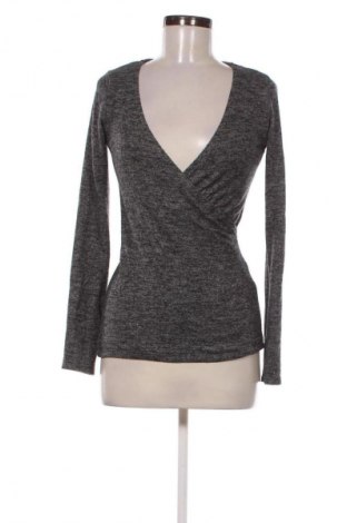 Dámská halenka H&M L.O.G.G., Velikost S, Barva Šedá, Cena  241,00 Kč
