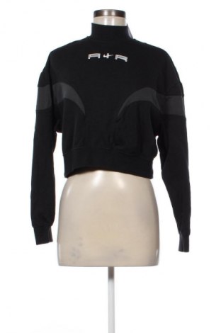 Damen Shirt Nike, Größe XS, Farbe Schwarz, Preis 34,78 €