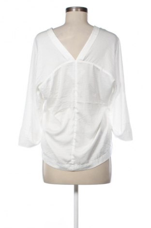 Bluză de femei Nikkie, Mărime S, Culoare Alb, Preț 60,99 Lei