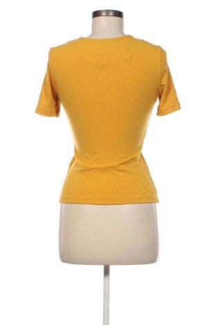 Дамска блуза Pieces, Размер S, Цвят Жълт, Цена 20,99 лв.