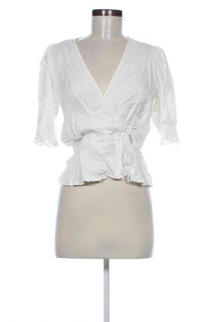 Damen Shirt Pigalle by ONLY, Größe M, Farbe Weiß, Preis 27,70 €