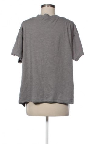 Bluză de femei Pull&Bear, Mărime M, Culoare Gri, Preț 77,17 Lei