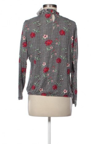 Damen Shirt S.Oliver, Größe M, Farbe Mehrfarbig, Preis 12,99 €
