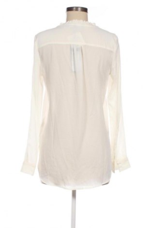 Дамска блуза Vero Moda, Размер XS, Цвят Бял, Цена 19,99 лв.