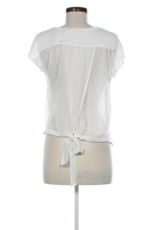 Damen Shirt Zara, Größe M, Farbe Weiß, Preis 10,30 €
