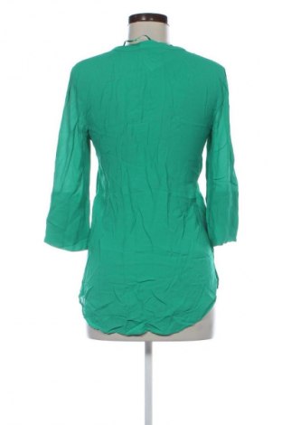 Damen Shirt Zara, Größe XS, Farbe Grün, Preis 13,80 €