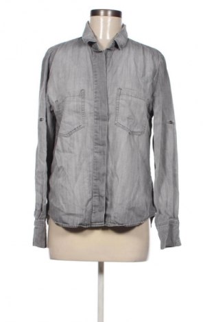 Дамска риза Cloth & Stone, Размер M, Цвят Сив, Цена 40,89 лв.