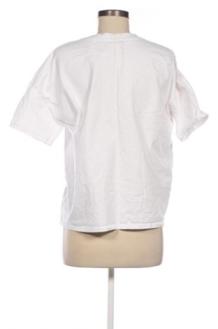 Γυναικείο t-shirt Reserved, Μέγεθος L, Χρώμα Πολύχρωμο, Τιμή 8,70 €