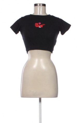 Γυναικείο t-shirt Sinsay, Μέγεθος S, Χρώμα Μαύρο, Τιμή 8,70 €
