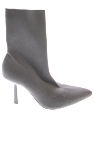 Dámské poltopánky Bershka, Veľkosť 40, Farba Sivá, Cena  44,95 €