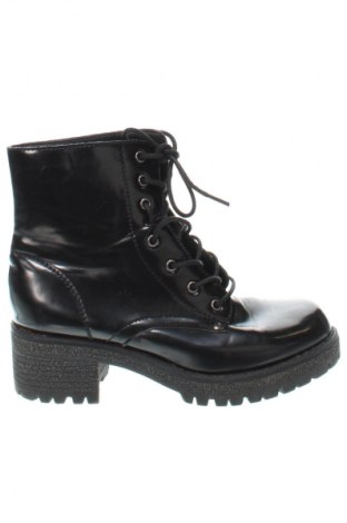 Damen Stiefeletten Cropp, Größe 37, Farbe Schwarz, Preis € 31,68