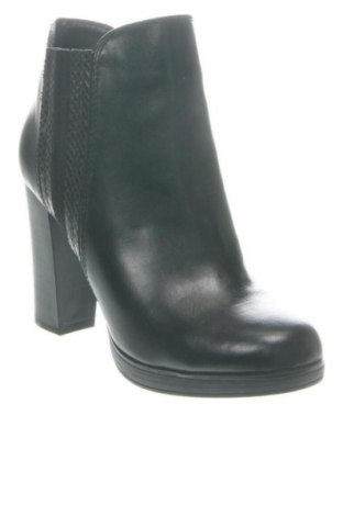 Botine de damă Obsel, Mărime 37, Culoare Negru, Preț 202,63 Lei